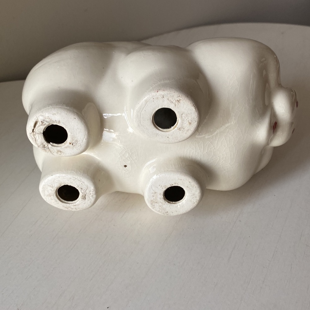 Pottery Piggy Bank Vintage Shawnee? 7.5” x 4” x 5” - Picture 4 of 7